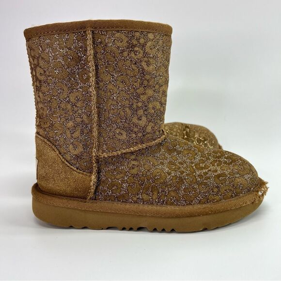 UGG Classic II Kids Glitter Leopard Boots Chestnut 13 - Picture 8 of 14